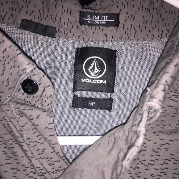 Volcom Grey Button Up - Picture 4 of 4